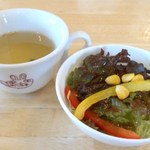 カフェ 茶華 - パスタランチ：スープとサラダ