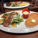 ラ・オハナ - 料理写真:パンケーキ　ブランチプレート890税別