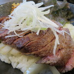 焼肉酒場 叶 - 特選和牛赤身丼