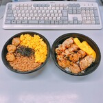 五反田 信濃屋 - ◆そぼろ丼 650円
      ◆てりやき丼 650円
      ◆にく(串) 180円→160円(丼のせで−20円引き
      ◆つくね(串) 180円→160円(丼のせで−20円引き
      ※税込