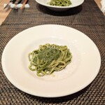 ヌッフ・デュ・パプ - ジェノベーゼパスタ