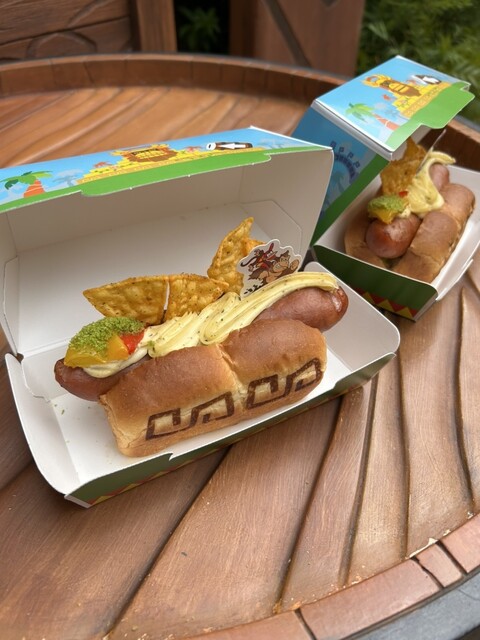 KONGサインのドンキーコングの家横のカート - ユニバーサルシティ/売店