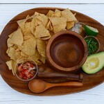 サイタブリア ベイパーク グリル バー - フレッシュ感を感じるワカモレ＆サルサ