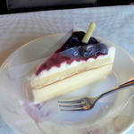 ガトーキングダム小海 - ブルーベリーのケーキ