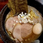 煮干しらーめん 渡辺商店 - 特製煮干しラーメン