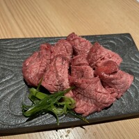 純和牛焼肉 無限亭。 - 