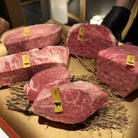 純和牛焼肉 無限亭。 - 