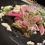 Fra - イサキのカルパッチョ　味噌と白ワインのソース。