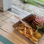 ザ ビーチ バーガー ハウス - 