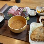 平塚漁港の食堂 - 