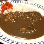 ブニヤ・デ・モカ - 創業当時からのメニュー。カレーライス