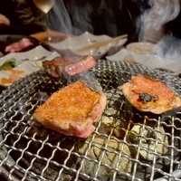 YAKINIKU BON'S - 
