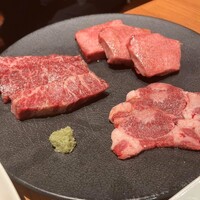 YAKINIKU BON'S - 
