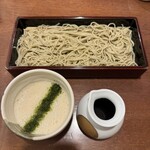 芳とも庵 - ■とろろせいろ¥1,300