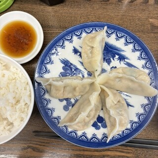 好吃餃子店_1