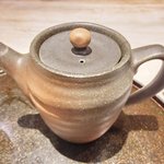 東麻布 逢坂  - 『'14/09/29撮影』鯛茶づけ 1200円 の緑茶