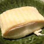 東麻布 逢坂  - 『'14/09/29撮影』鯛茶づけ 1200円 の出汁巻き玉子