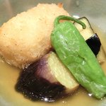 東麻布 逢坂  - 『'14/09/29撮影』鯛茶づけ 1200円 の鯛のクリームコロッケ、茄子、ししとうの餡かけ