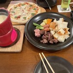 チーズとお肉の個室バル くれいじーグリル - 
