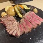 土佐あかうしとワイン プティ・ヴェール - 