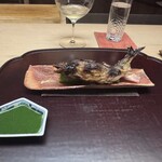 徳ㇵ本也 - ◆清滝川の鮎炭火焼き
      蓼酢　万願寺とうがらし　茗荷酢漬け