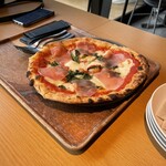 アルトラーチェ - ピッツァ　アルトラーチェ