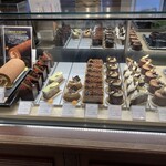 カカオティエゴカン - ケーキのショーケース