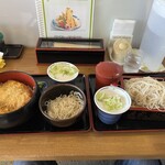 そば処あさり - カツ丼大盛りと盛り蕎麦