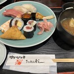 ひょうたん寿し 江坂東急店 - 