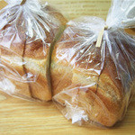 ラトリエコッコ - 北海道産小麦とオーガニックこむぎブレンド食パン