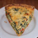 まちのパーラー - ほうれん草とリコッタチーズのキッシュ 550円