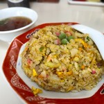 中華料理 ちゃん源 - 玉ねぎのおかげで歯触りもヨシ
グリーンピースが哀愁を感じます
