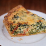 まちのパーラー - ほうれん草とリコッタチーズのキッシュ 550円