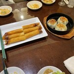 同心居 清瀬店 - 海鮮春巻きとニラ饅頭