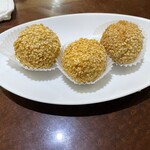 同心居 - 胡麻団子