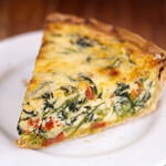 ほうれん草とリコッタチーズのキッシュ 550円