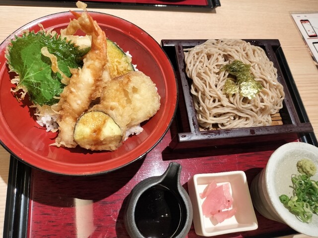 Kazoku Tei Kyobashi Ten photo 3