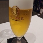 お酒の美術館 - ドリンク写真:アサヒ生ビールマルエフ600円