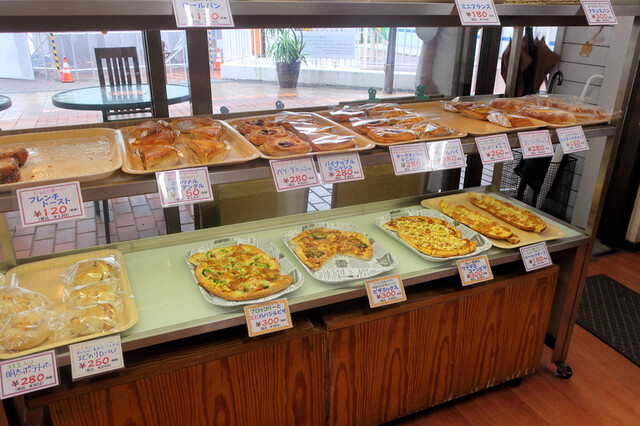 Bakery Fujiya photo 4