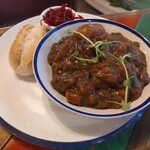 The Cavern Restaurant - リヴァプールの郷土料理「スカウス」