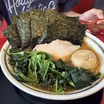家系ラーメン 王道家直伝 との丸家 - 
