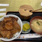ぶた丼のとん田 - 