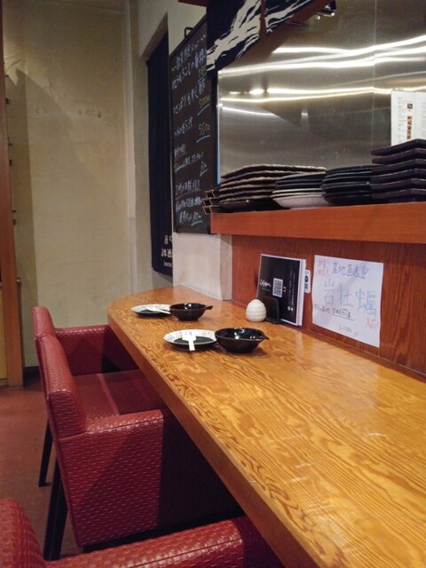 Fuchu Nihonshu Bar TOKUTOUSEKI photo 4