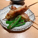 焼鳥 おみ乃 - ひざまわり