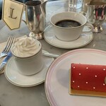 ラデュレ サロン・ド・テ 銀座三越店 - 