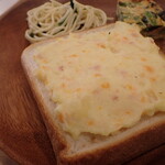 トーコーキッチン - ポテサラパン キッシュ スパサラ