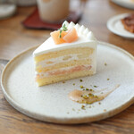 ミネロワ - ２０２５年８月再訪：桃のショートケーキ☆