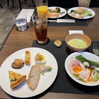 フォルク キッチン オールデイダイニング  - 