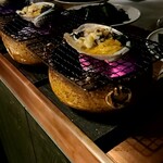 313223933 - 
