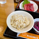 定食屋 ふか河 - 玄米ご飯小盛
